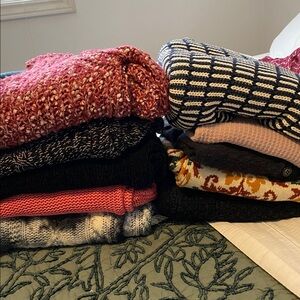 9 (+1 free) sweaters Anthropologie pilcro free people NA-KD American eagle LOFT